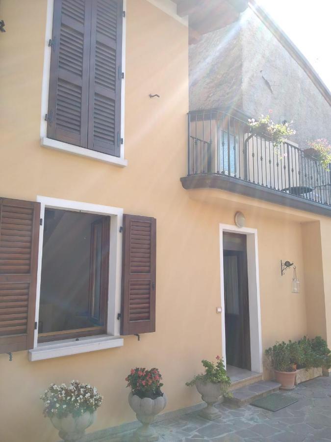 Il Giardino Di Laura Appartement Toscolano Maderno Buitenkant foto