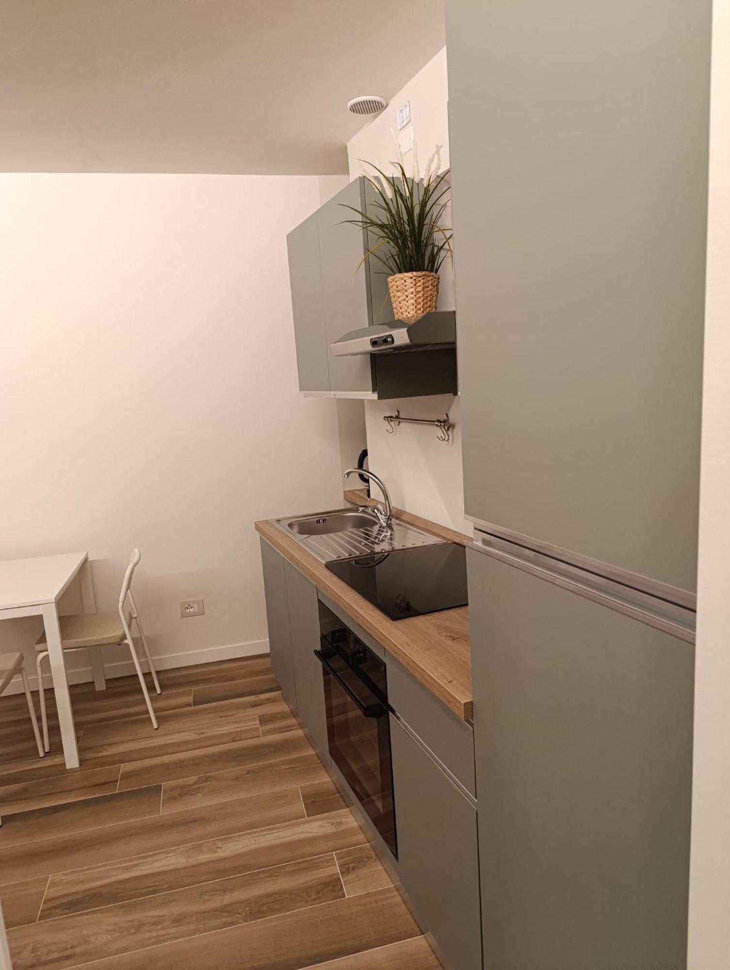 Il Giardino Di Laura Appartement Toscolano Maderno Buitenkant foto